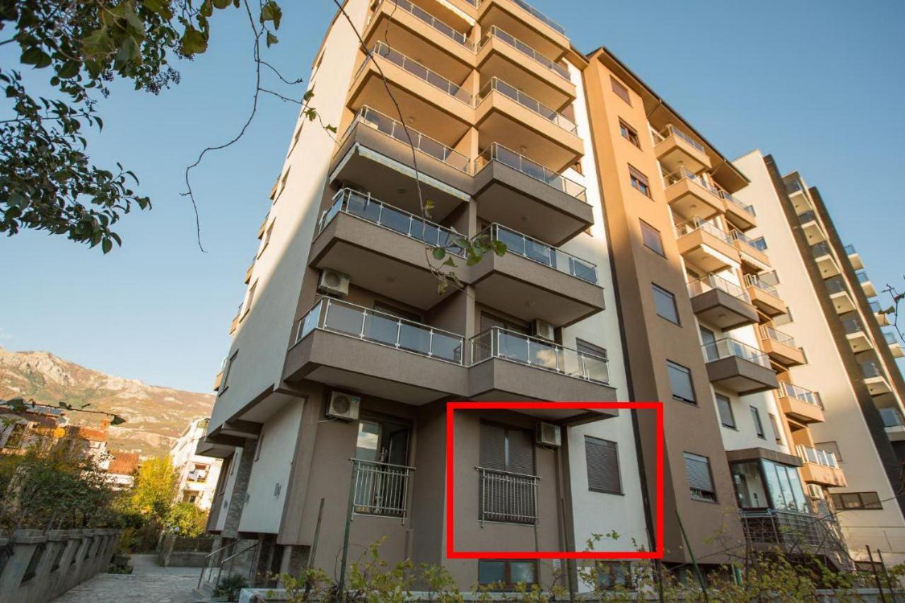 Apartment Adrialux Budva Pokoj fotografie